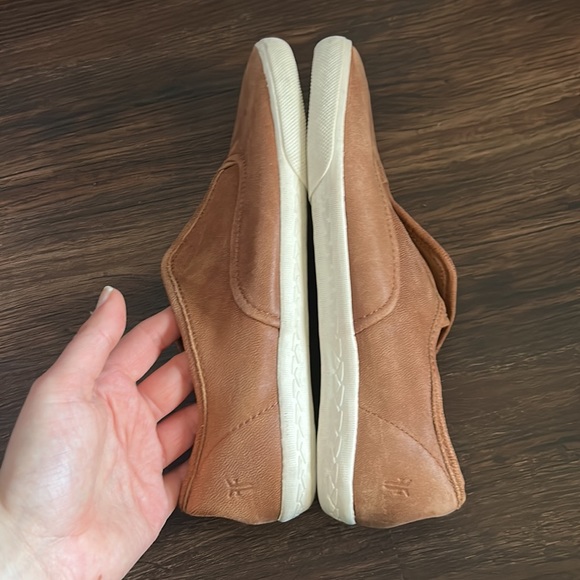 Frye Leather Slip on Sneakers in Brown - Size 8.5 - Picture 5 of 8